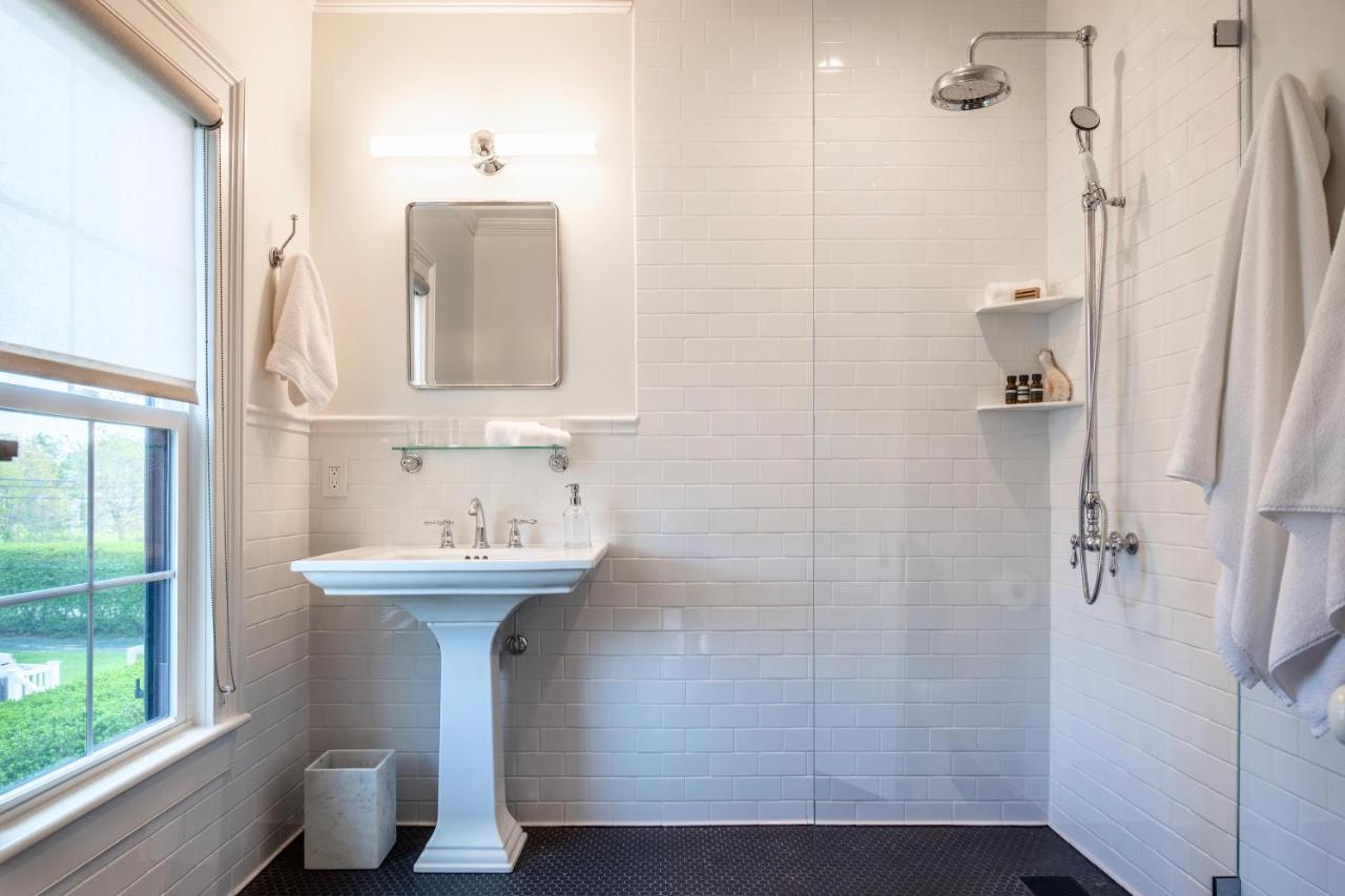 Vine & Sand--Southold Ny'S Newest B&B Екстериор снимка